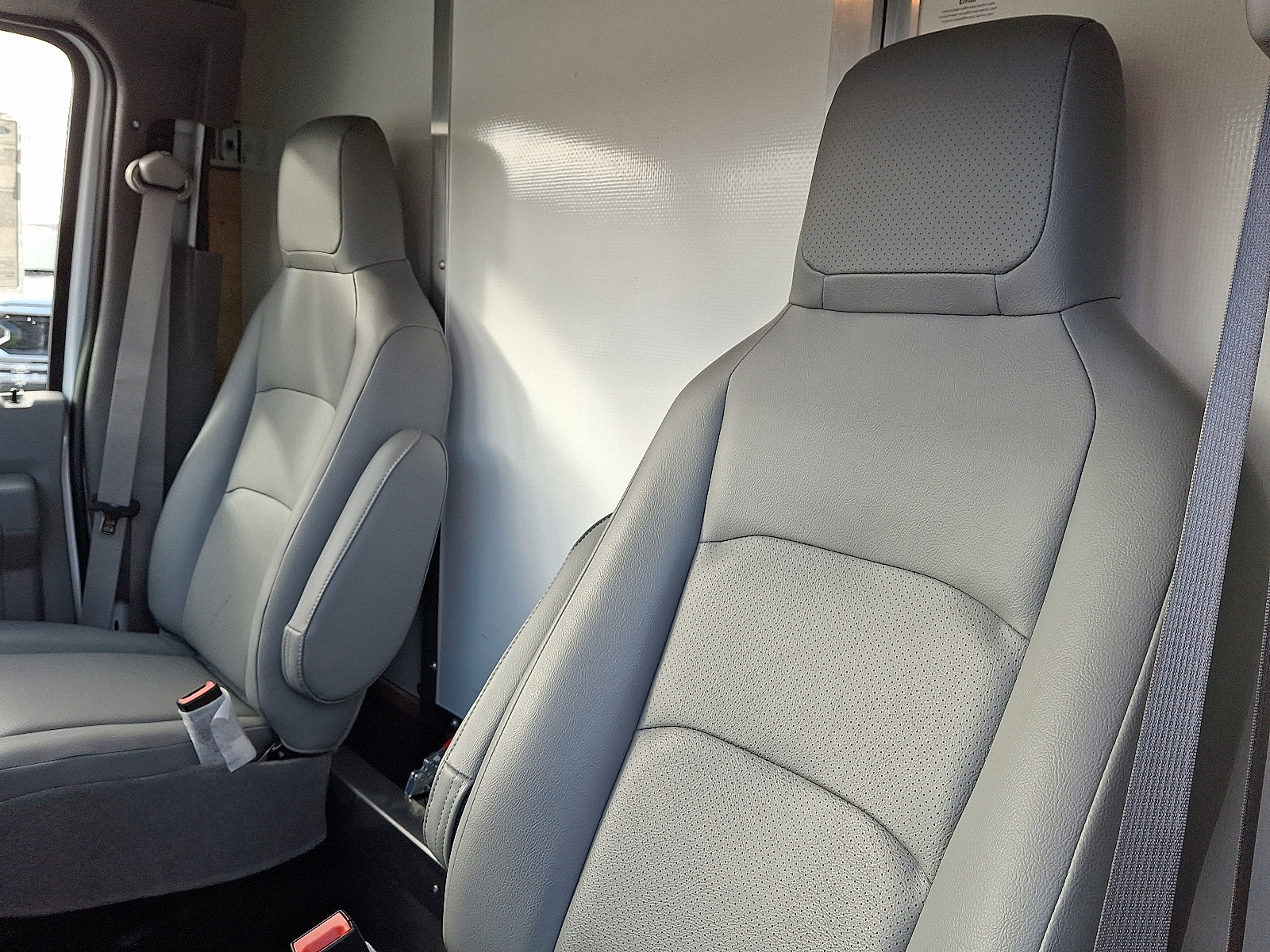 New 2026 Ford E-350 and Econoline 350 Super Duty w/ Power Equipment Group image 13