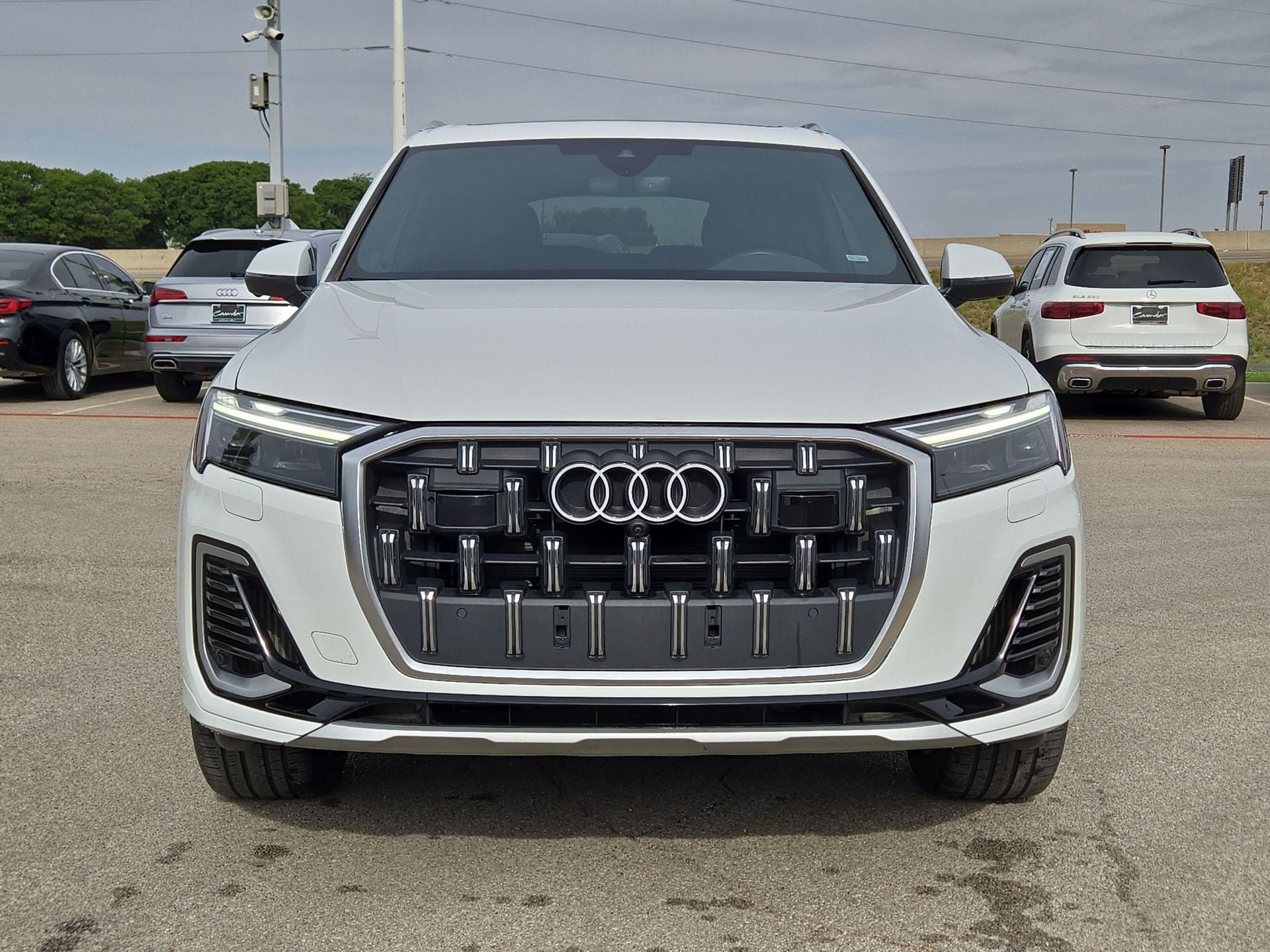 Used 2025 Audi Q7 3.0T Premium Plus AWD/4WD image 10