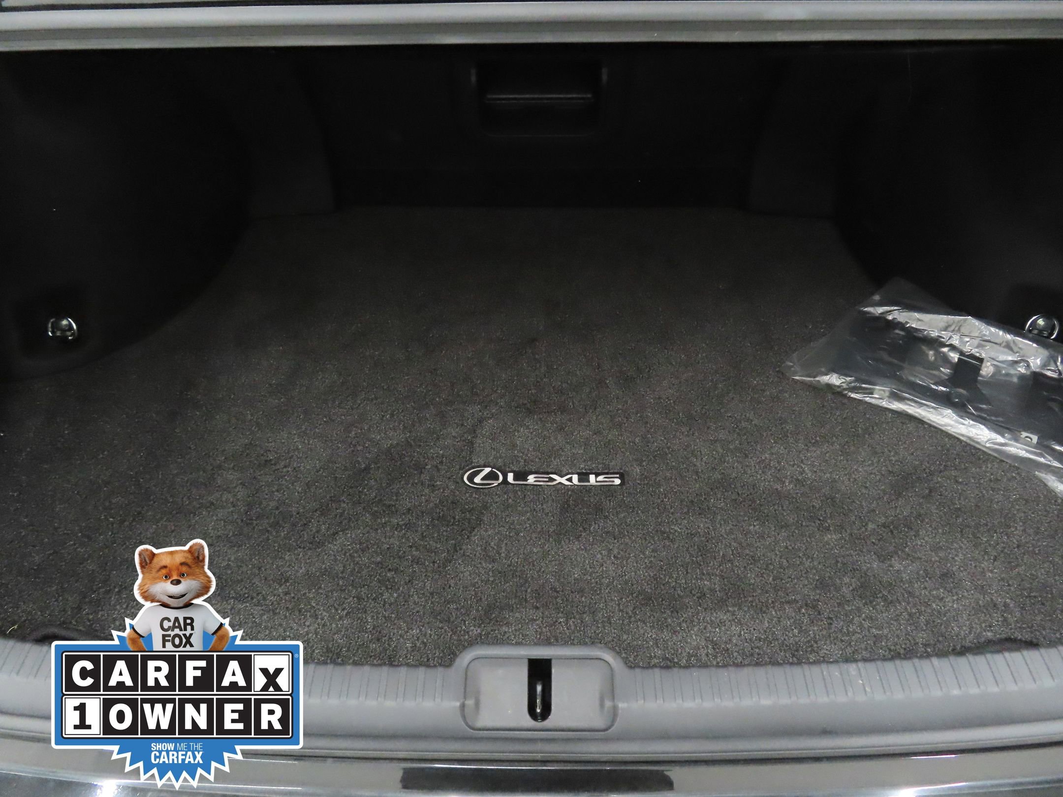 Used 2024 Lexus ES 300h F Sport w/ Accessory Package (Z2) image 22