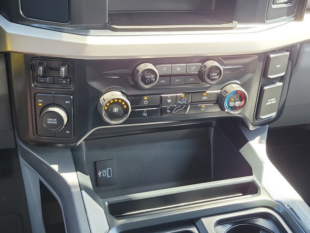 Certified 2024 Ford F350 XLT w/ 360-Degree Camera Package AWD/4WD image 29