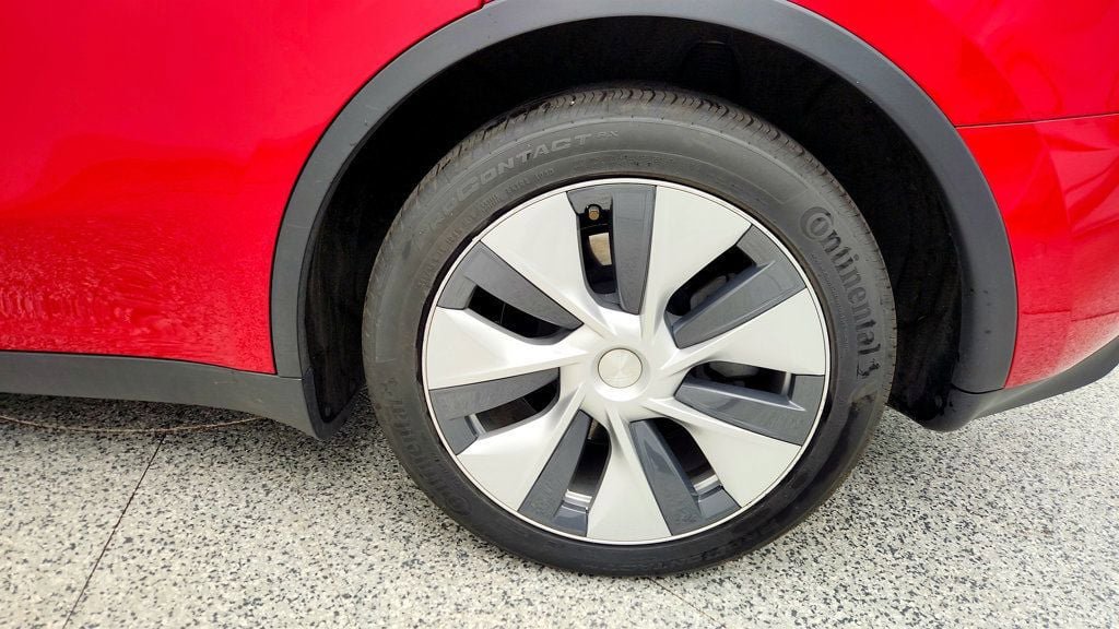 Used 2020 Tesla Model Y Long Range AWD/4WD image 9