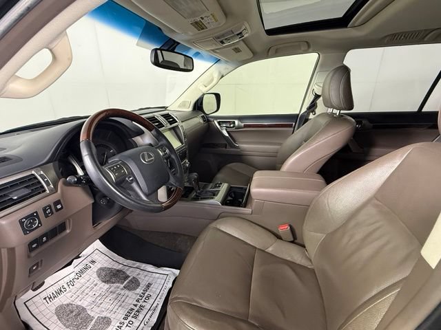 Used 2015 Lexus GX 460 w/ Premium Package AWD/4WD image 5
