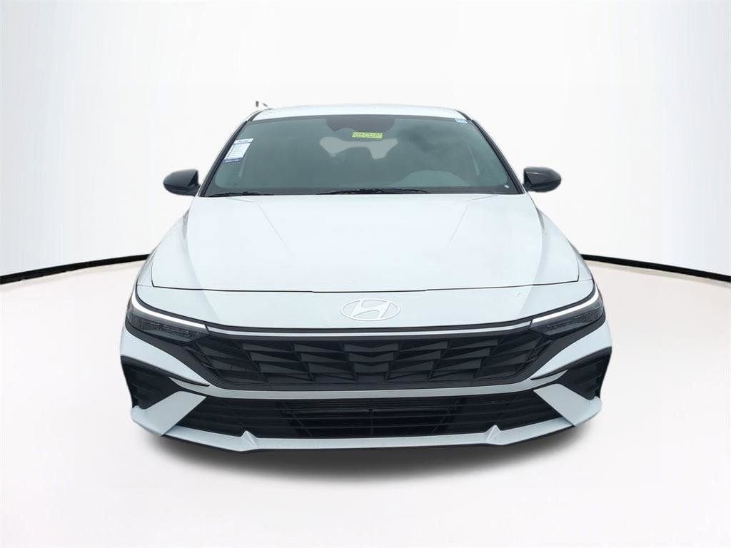 New 2026 Hyundai Elantra Sport image 3