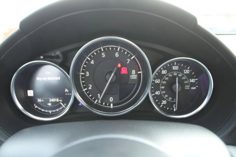 Used 2021 MAZDA MX-5 Miata RF Grand Touring image 16