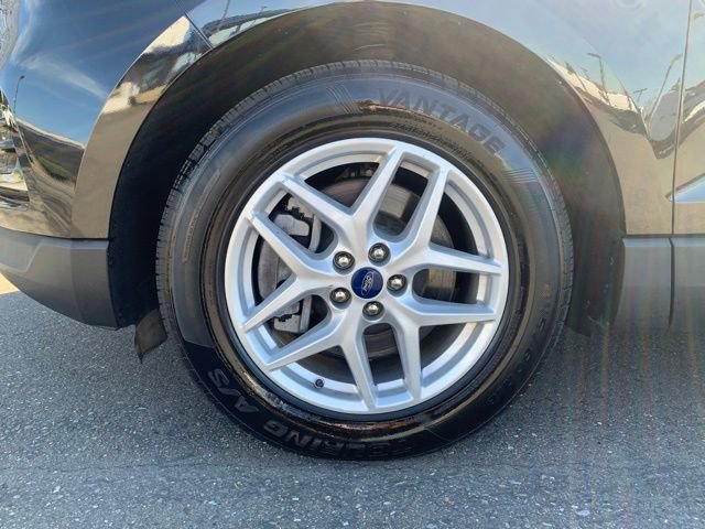 Used 2022 Ford Edge SEL image 10