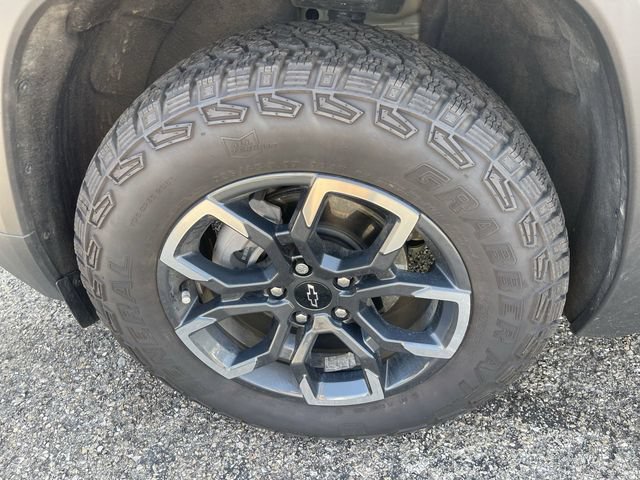 New 2026 Chevrolet Equinox ACTIV w/ Convenience Package III AWD/4WD image 10