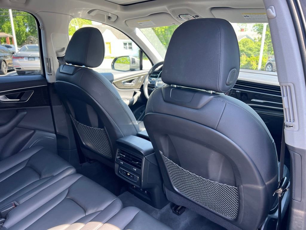 Used 2023 Audi Q7 3.0T Premium w/ Convenience Package AWD/4WD image 26