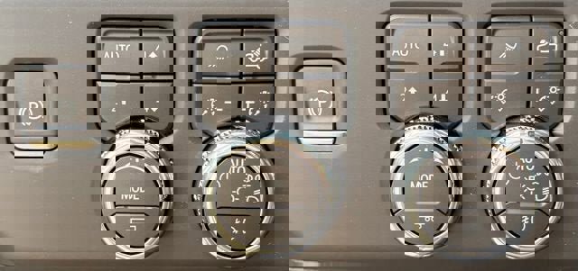 New 2026 GMC Sierra 1500 AT4 w/ Technology Package image 29