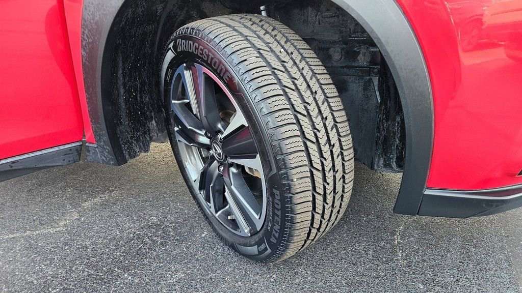 Used 2019 Lexus UX 250h w/ Premium Package image 26