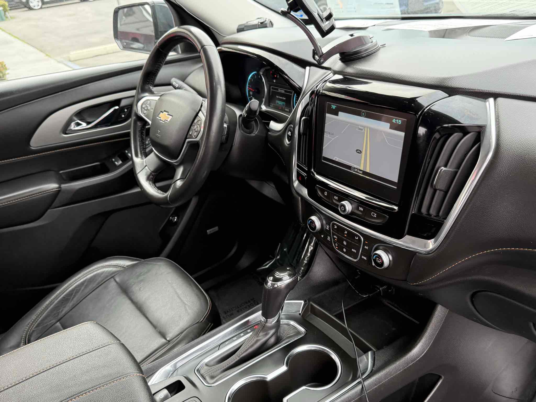 Used 2018 Chevrolet Traverse LT image 32