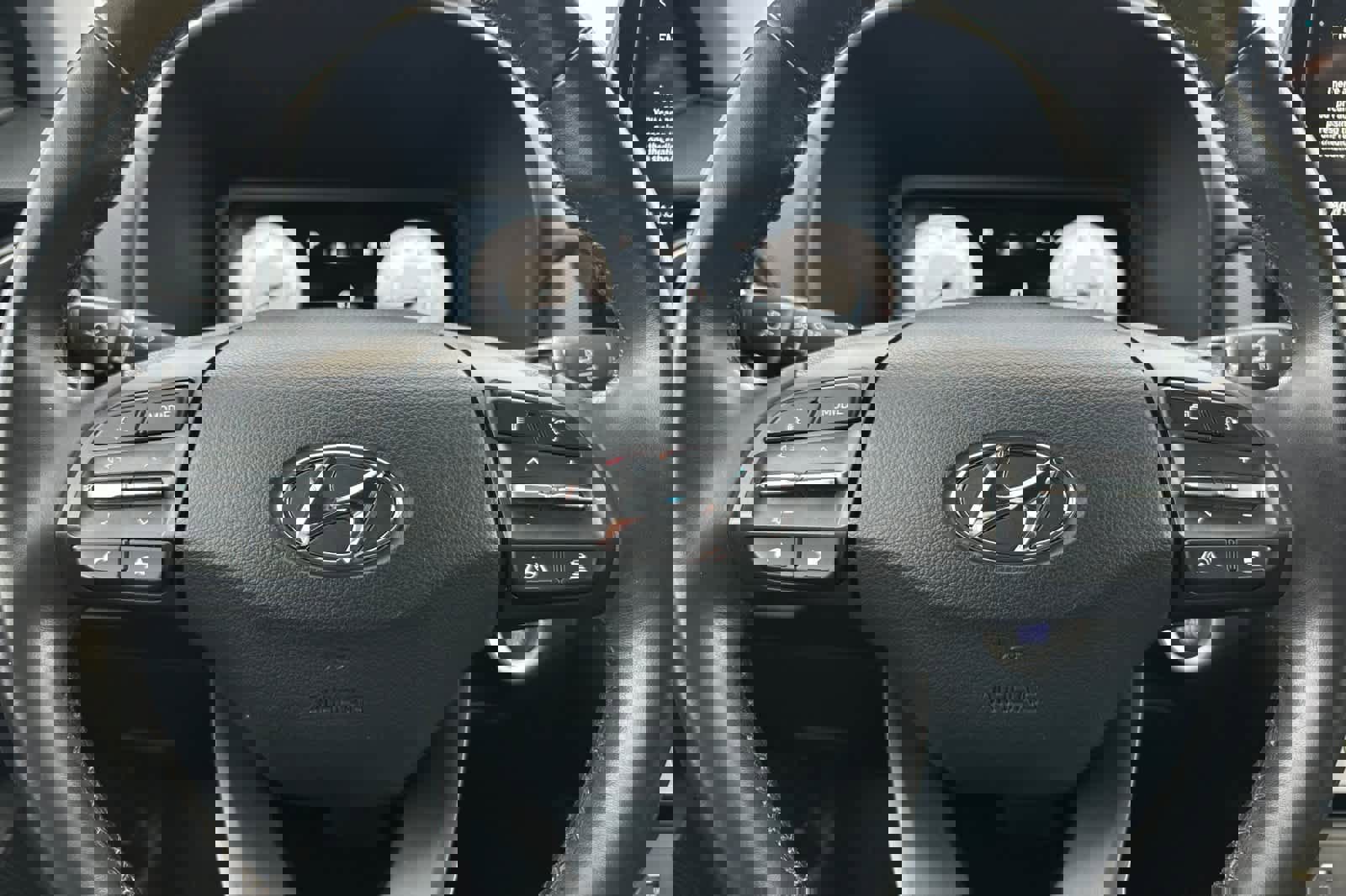 Used 2023 Hyundai Kona Limited image 26