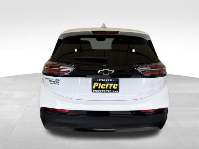 Used 2023 Chevrolet Bolt LT FWD image 3