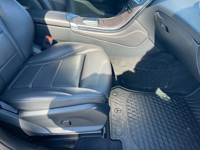 Used 2020 Mercedes-Benz GLC 300 4MATIC image 15
