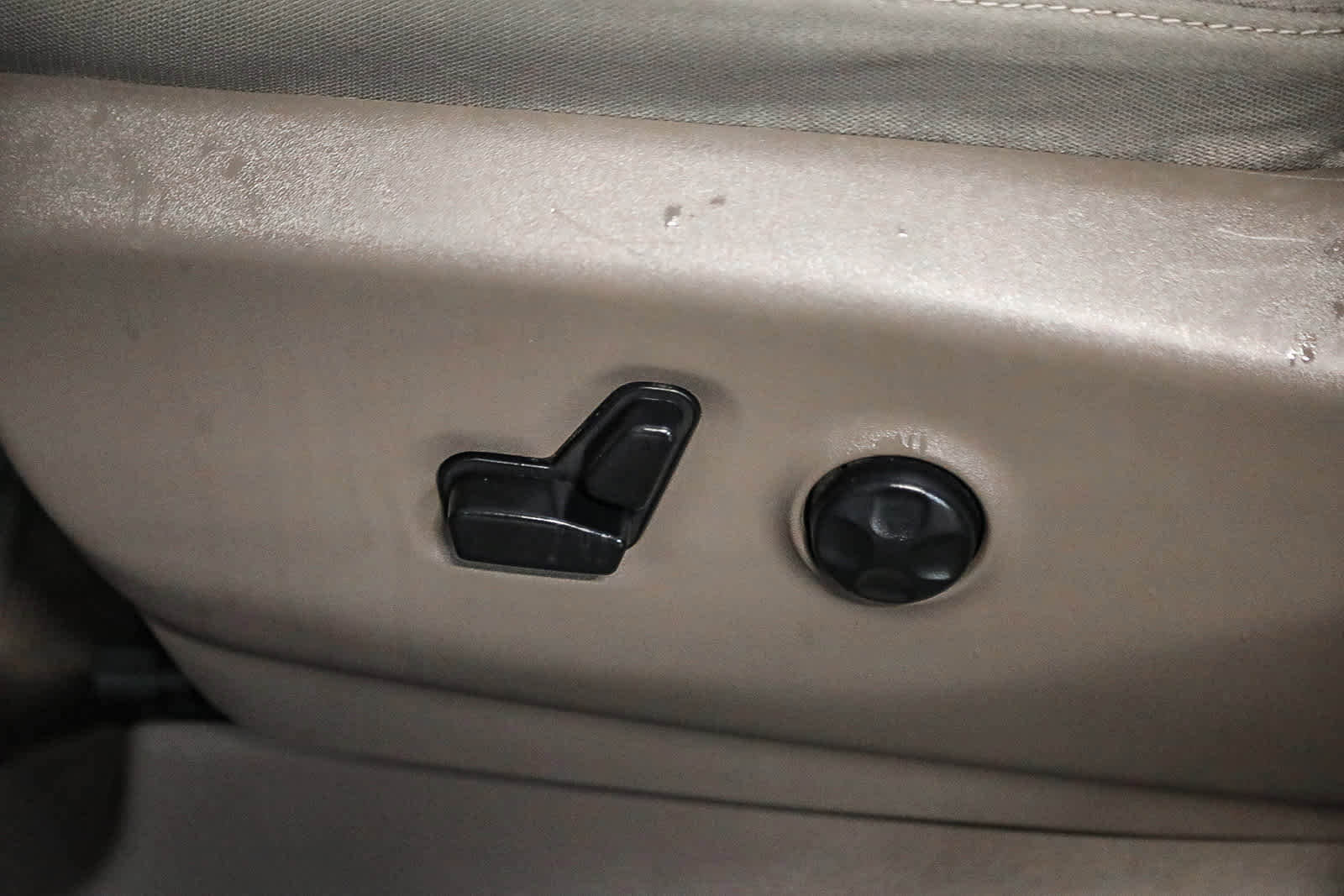 Used 2019 Chrysler Pacifica Touring image 16