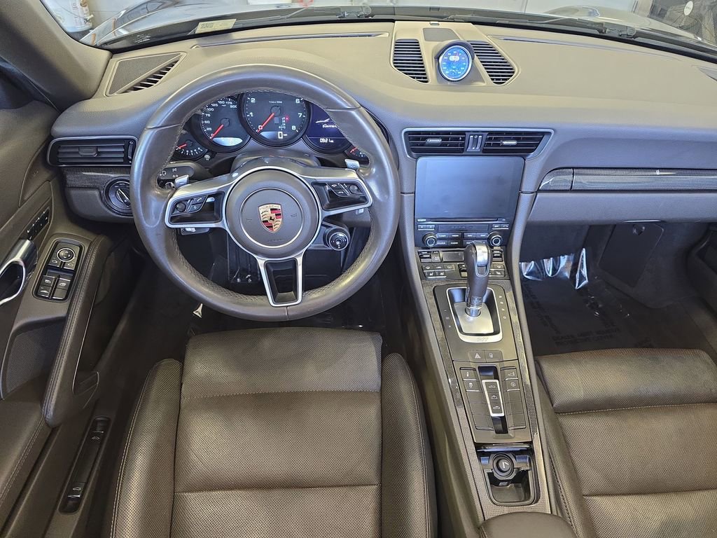Used 2018 Porsche 911 Carrera image 16