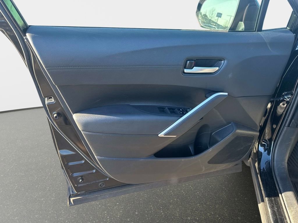 Used 2023 Toyota Corolla Cross XSE image 15