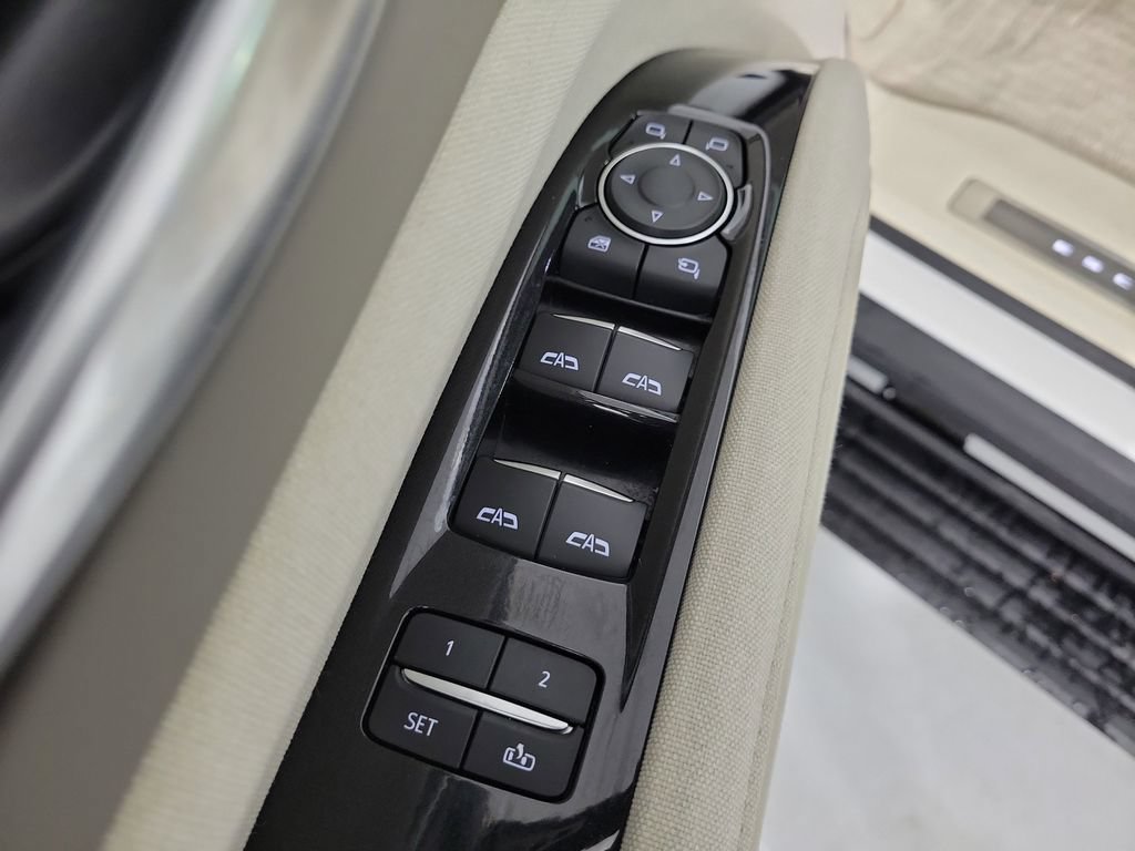 Used 2024 Cadillac Escalade ESV Sport Platinum w/ LPO, Floor Liner Package AWD/4WD image 21
