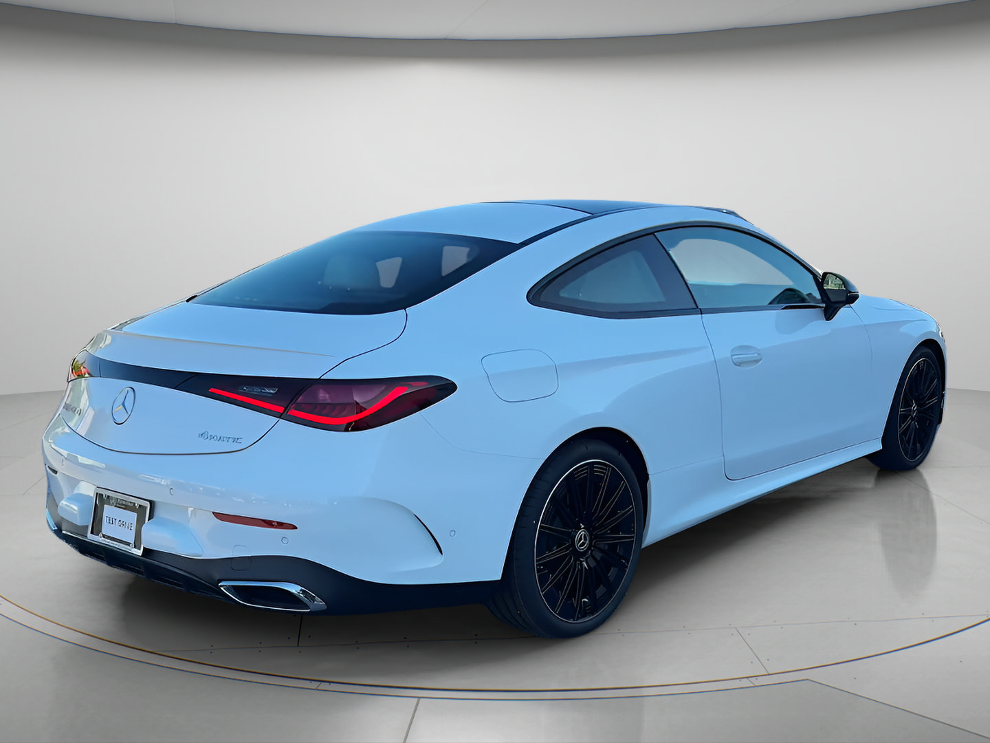 New 2026 Mercedes-Benz CLE 450 4MATIC Coupe image 5