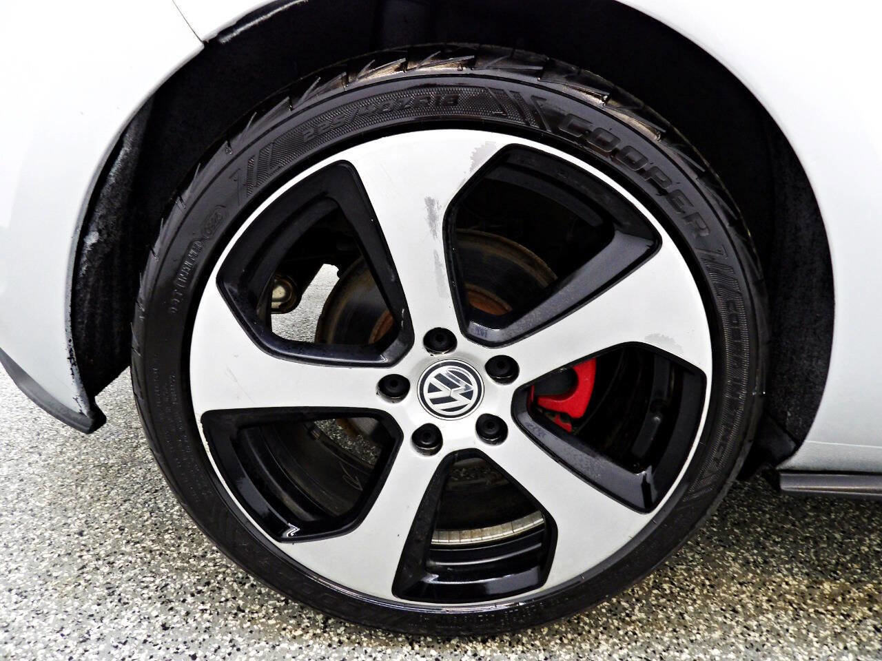 Used 2016 Volkswagen GTI S w/ Lighting Package (SEL) FWD image 18