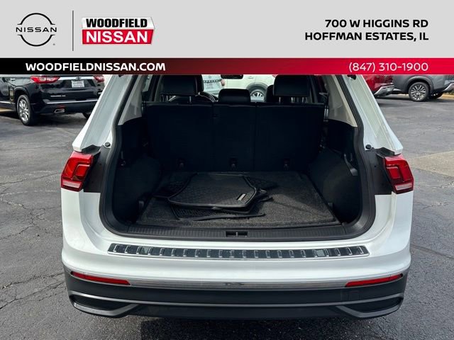 Used 2022 Volkswagen Tiguan SE AWD/4WD image 16