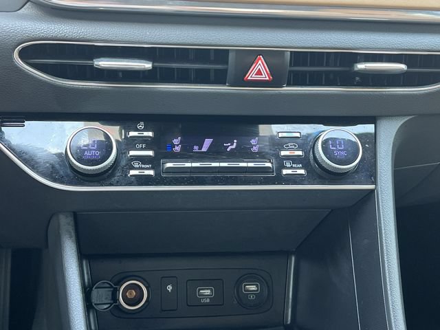 Used 2023 Hyundai Sonata Limited w/ Preferred Accessory Package FWD image 23