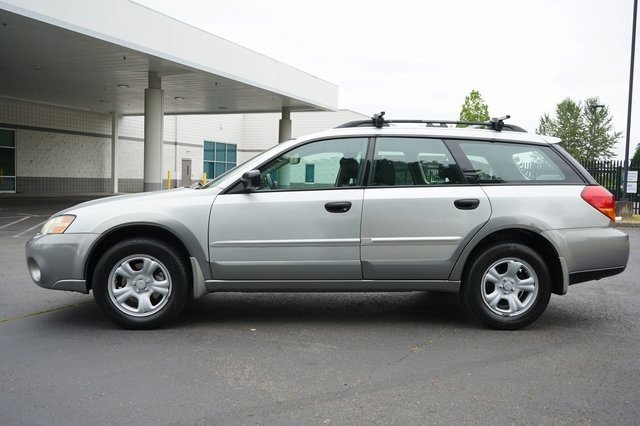 Used 2007 Subaru Outback 2.5i image 7