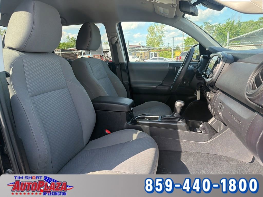 Used 2023 Toyota Tacoma SR AWD/4WD image 18