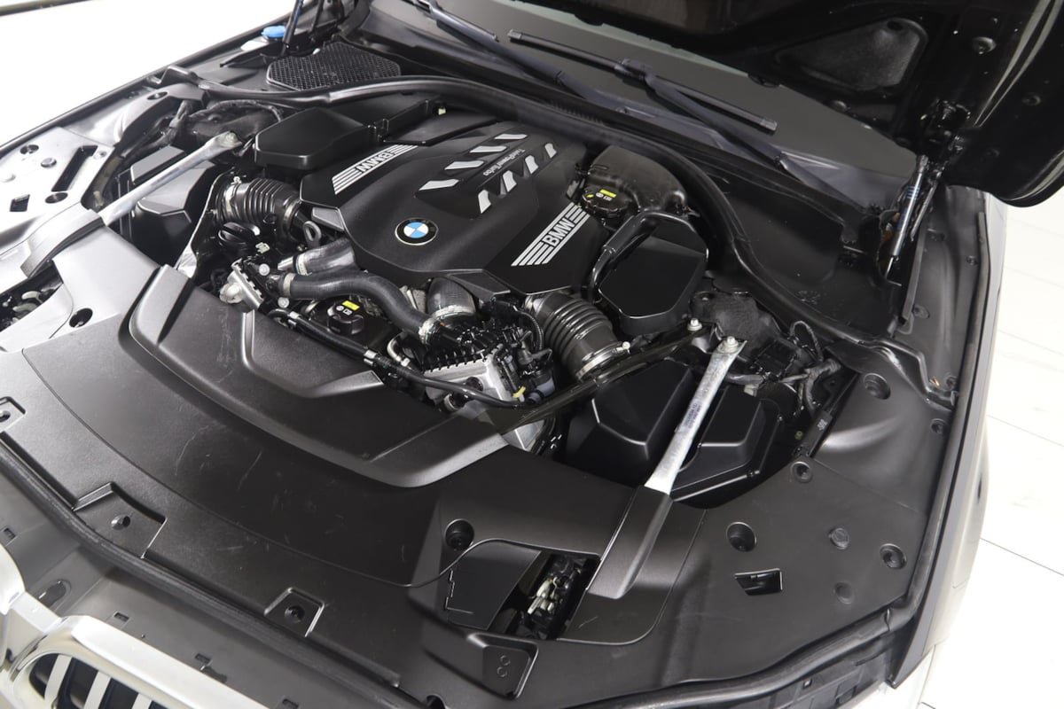 Used 2020 BMW 750i xDrive AWD/4WD image 23
