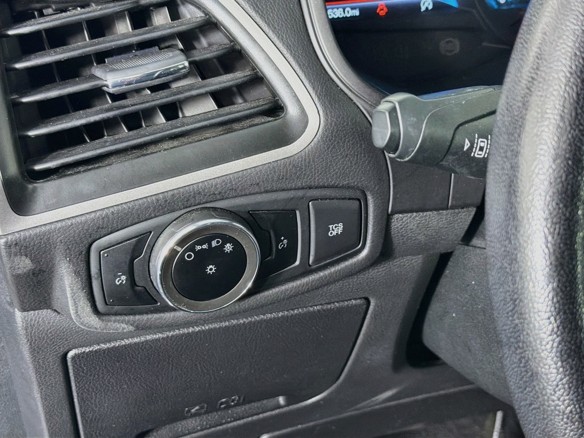 Used 2024 Ford Edge SEL AWD/4WD image 17