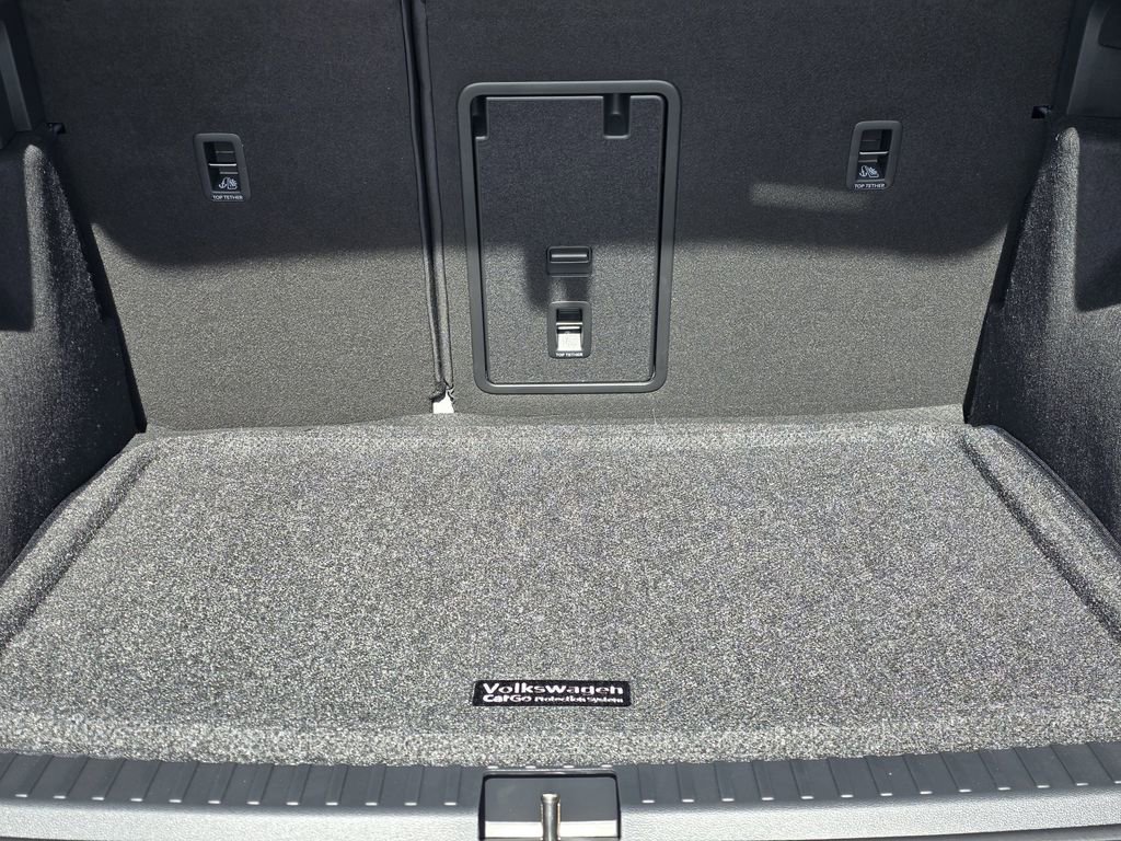 New 2026 Volkswagen Taos SEL image 22