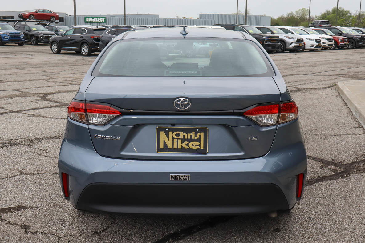 Used 2024 Toyota Corolla LE FWD image 5