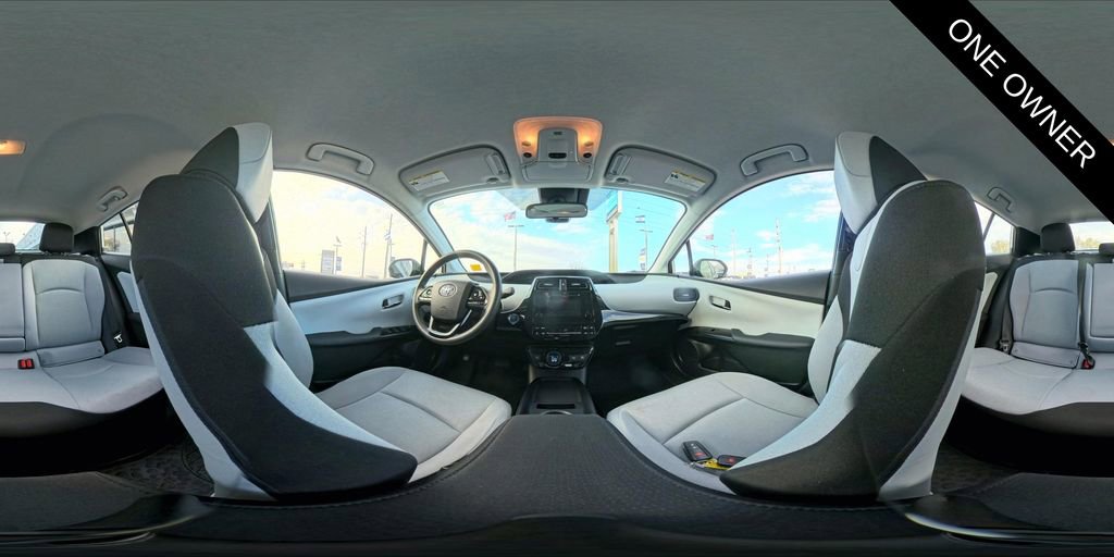 Used 2019 Toyota Prius LE image 33