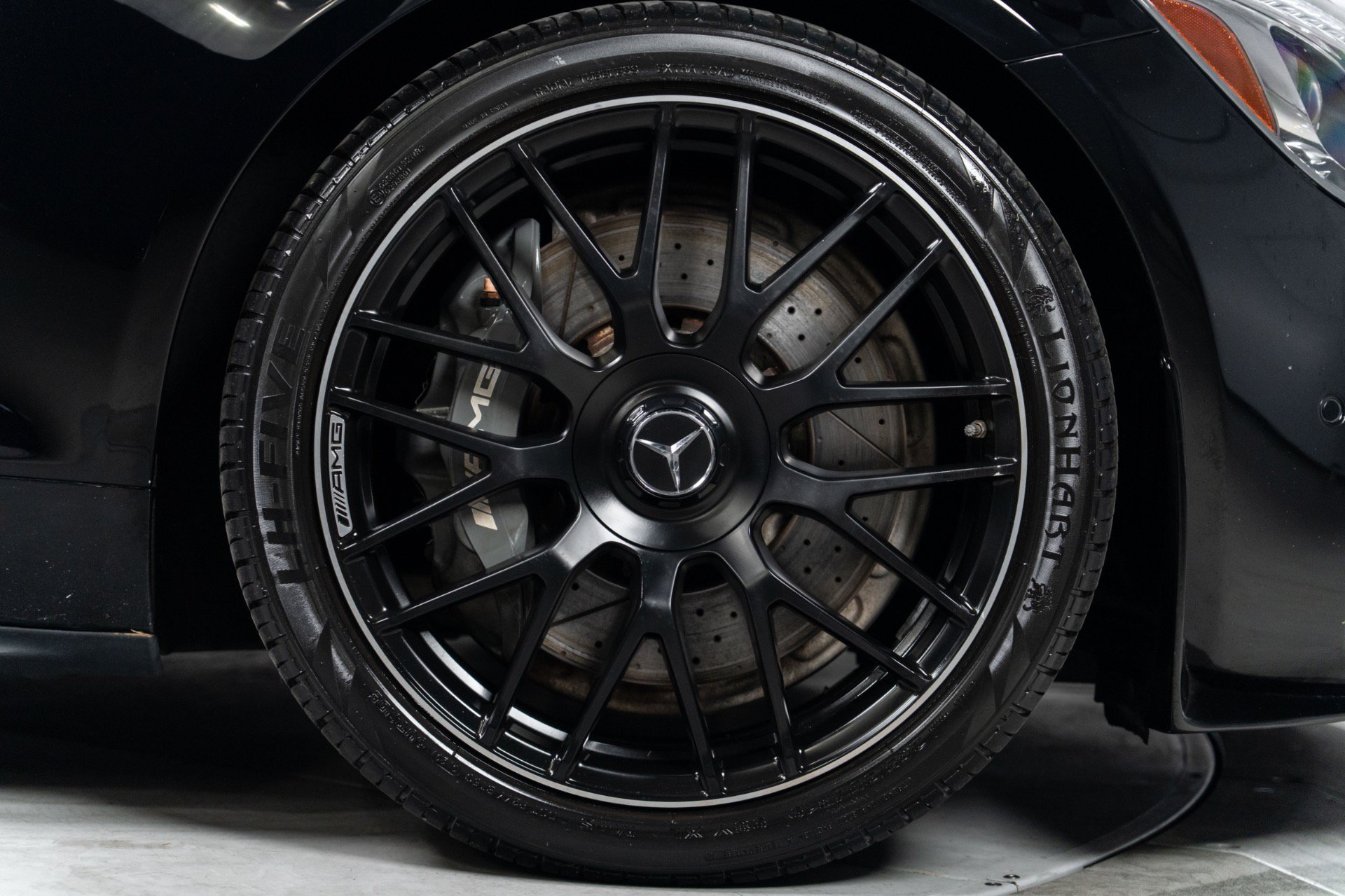 Used 2017 Mercedes-Benz AMG GT Coupe w/ Exclusive Interior Package image 27