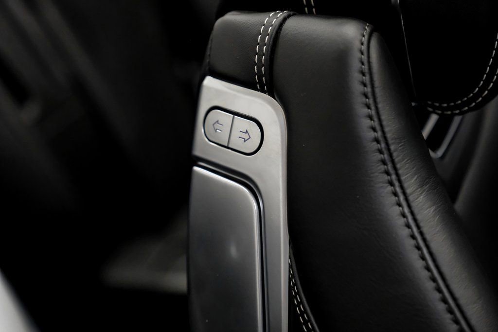 Used 2020 Bentley Continental GT image 40