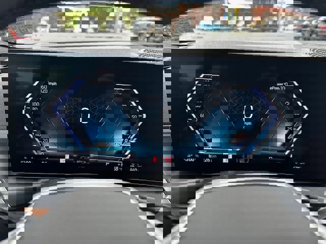 New 2025 BMW i4 xDrive40i image 14