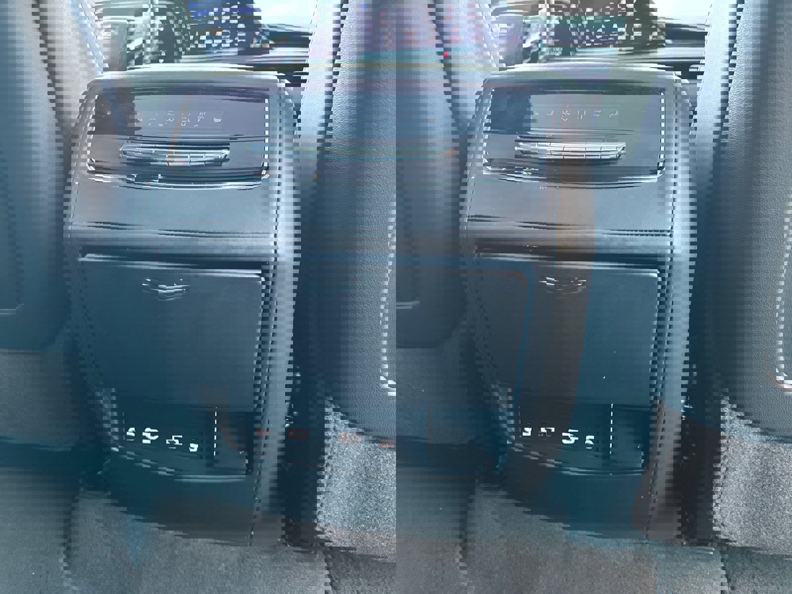 Certified 2024 Cadillac Escalade ESV Sport Platinum w/ LPO, ONYX Package AWD/4WD image 22