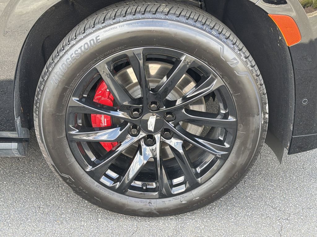 Certified 2022 Cadillac Escalade Sport Platinum w/ LPO, ONYX Package image 9