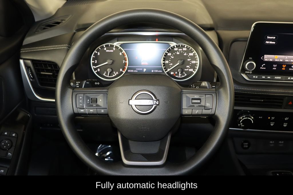 Used 2025 Nissan Rogue S image 7