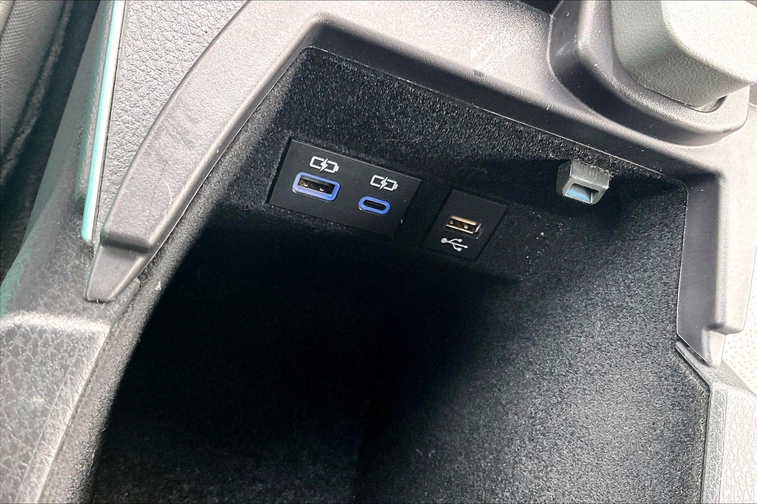 Used 2021 Toyota Avalon Limited w/ Advanced Safety Package FWD image 32