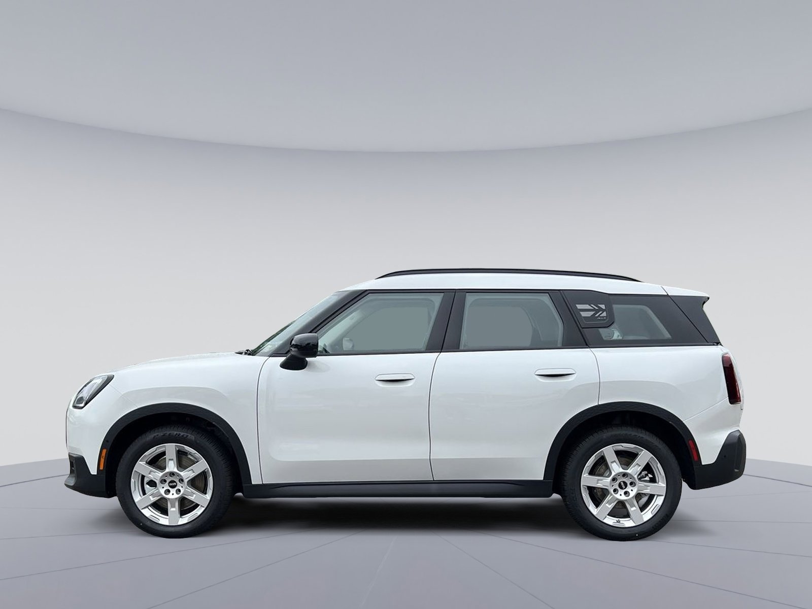 Used 2025 MINI Cooper Countryman S image 2