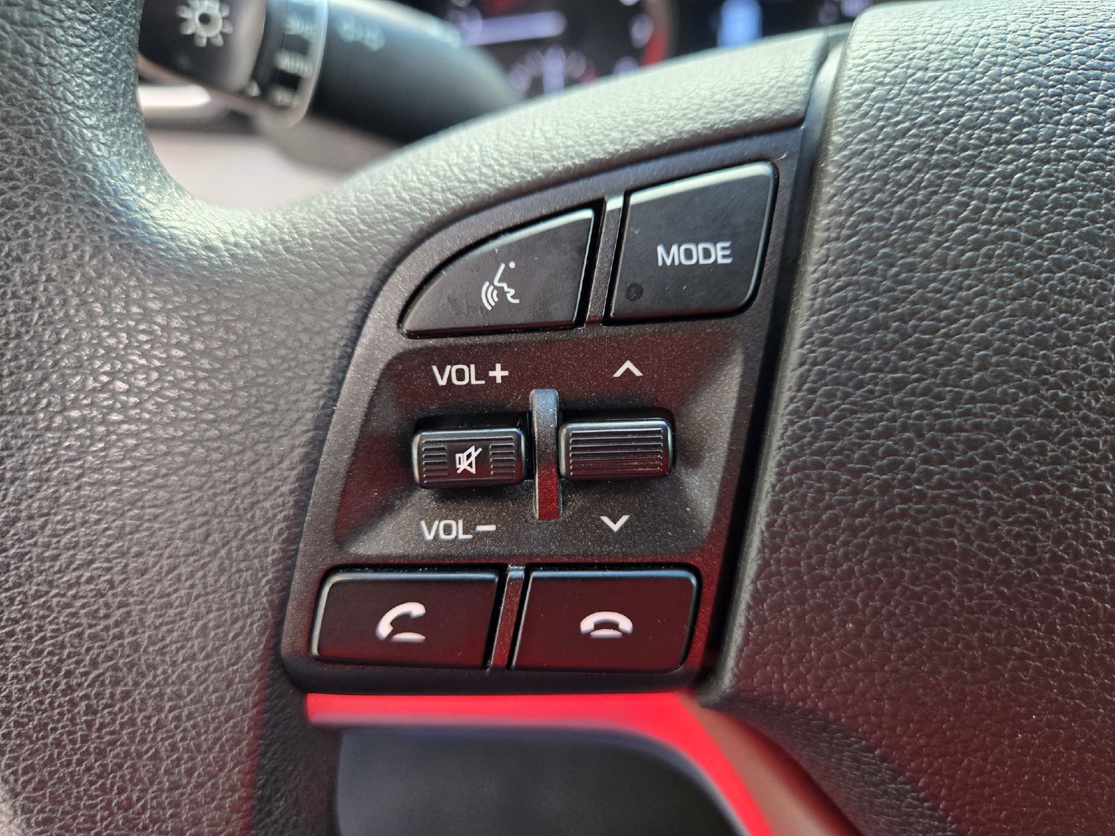 Used 2021 Hyundai Tucson Value FWD image 12