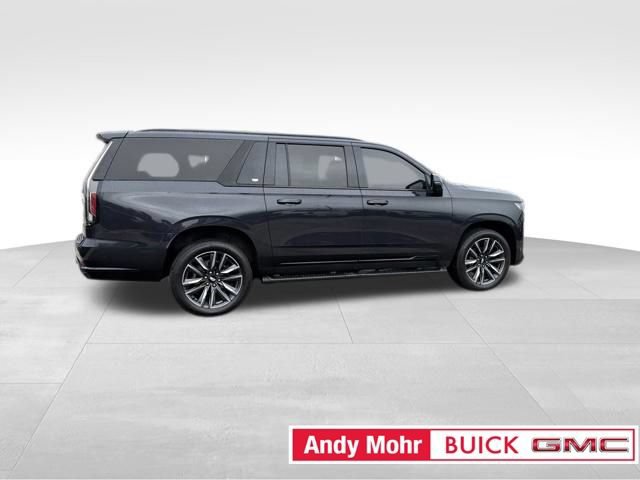 Used 2023 Cadillac Escalade ESV Sport AWD/4WD image 14