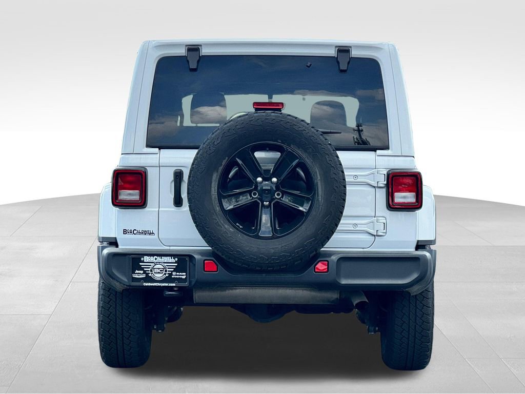 Used 2023 Jeep Wrangler Unlimited Sahara AWD/4WD image 6