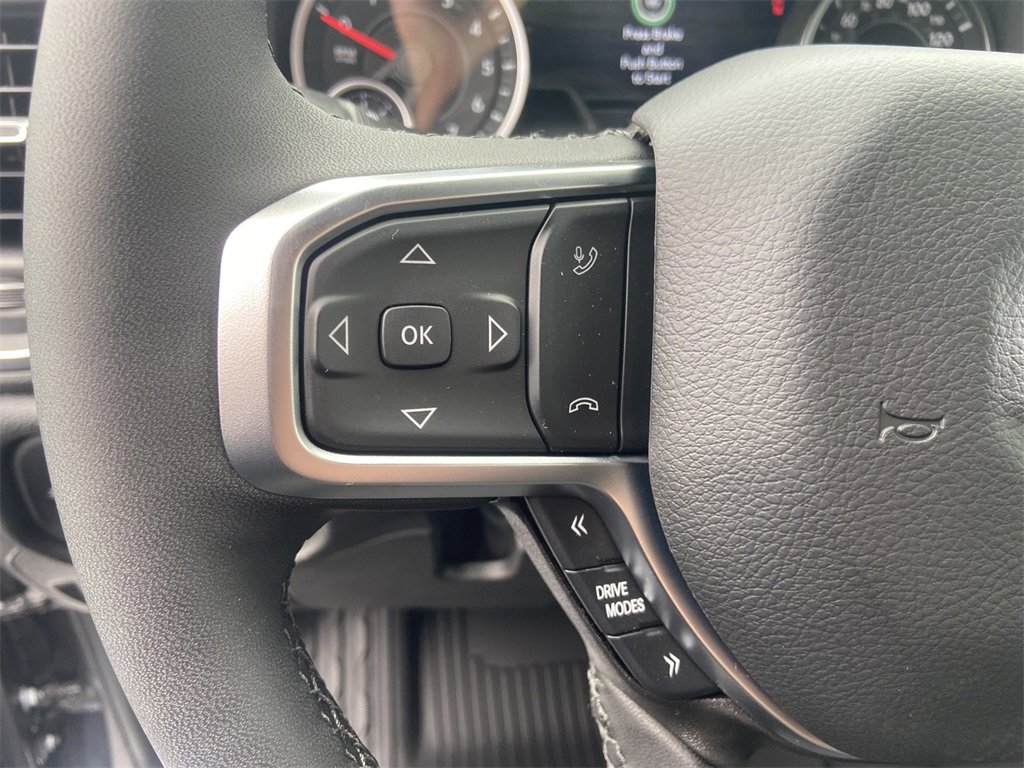 New 2026 RAM 1500 4x4 Crew Cab image 15