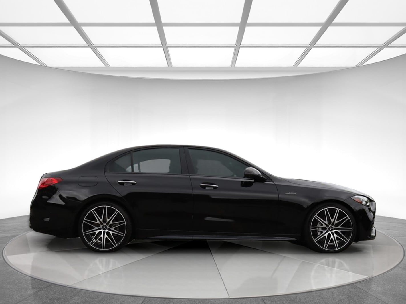 Used 2023 Mercedes-Benz C 43 AMG 4MATIC Sedan image 5