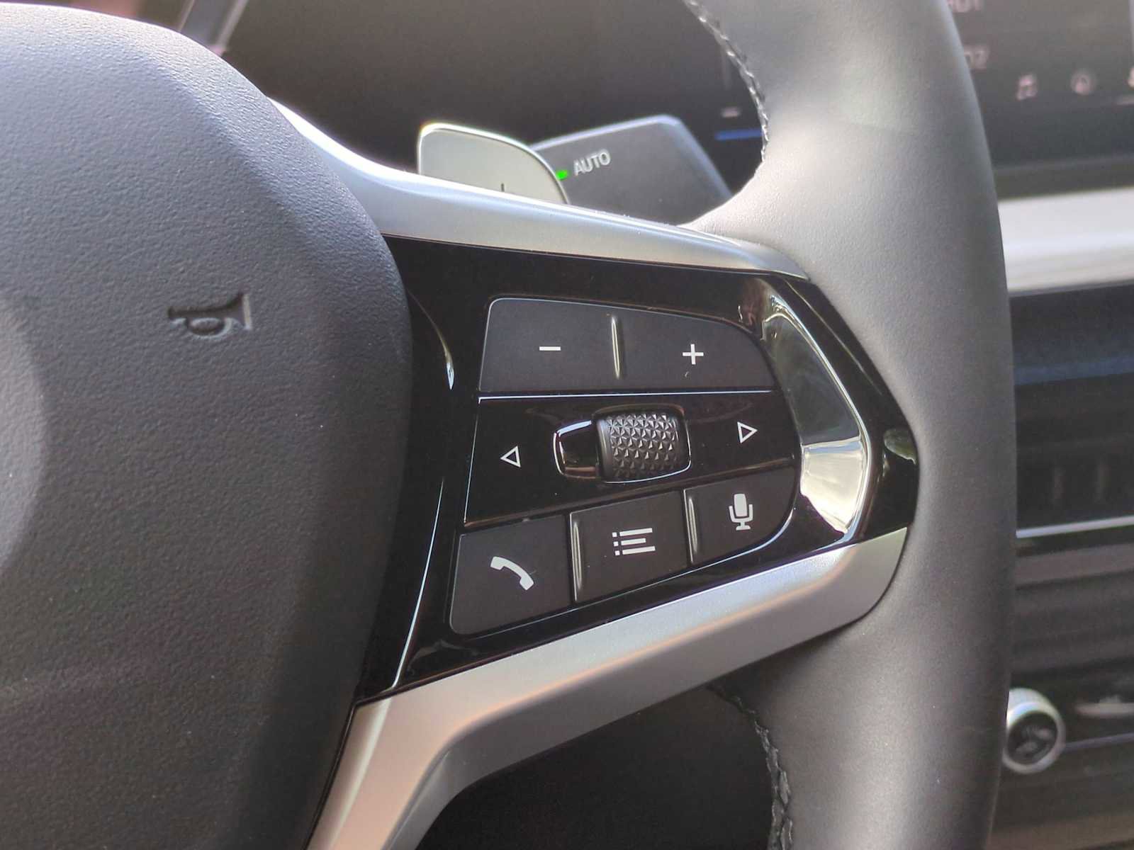 New 2025 BMW 330i xDrive Sedan w/ Premium Package image 26