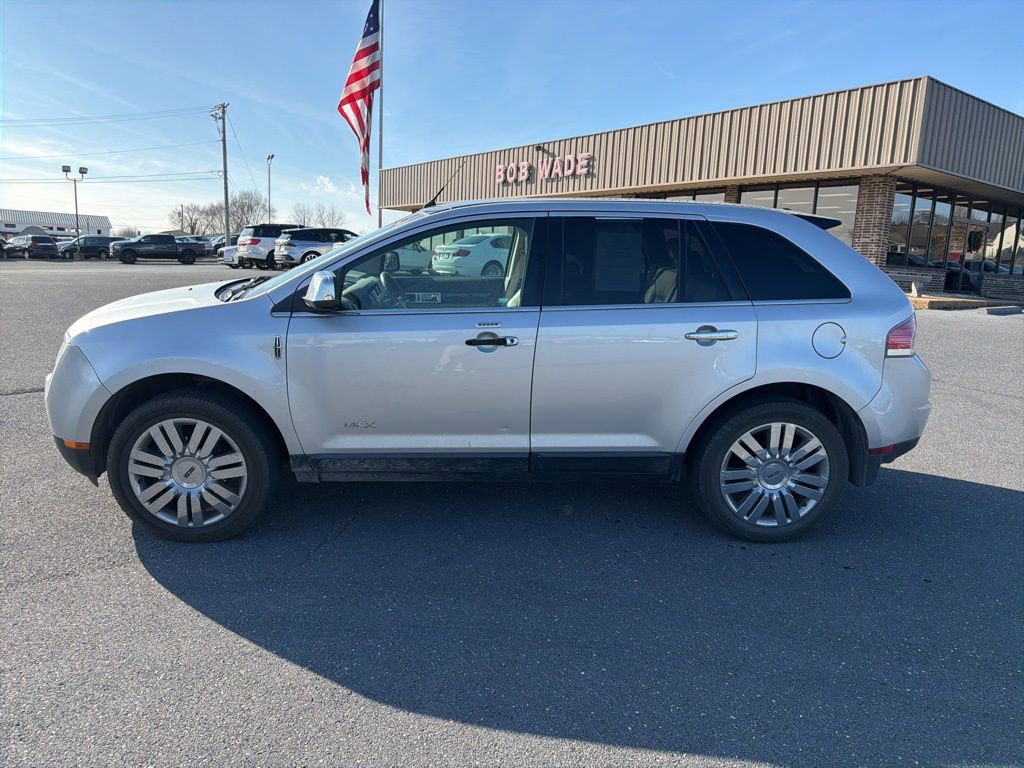 Used 2009 Lincoln MKX AWD image 2