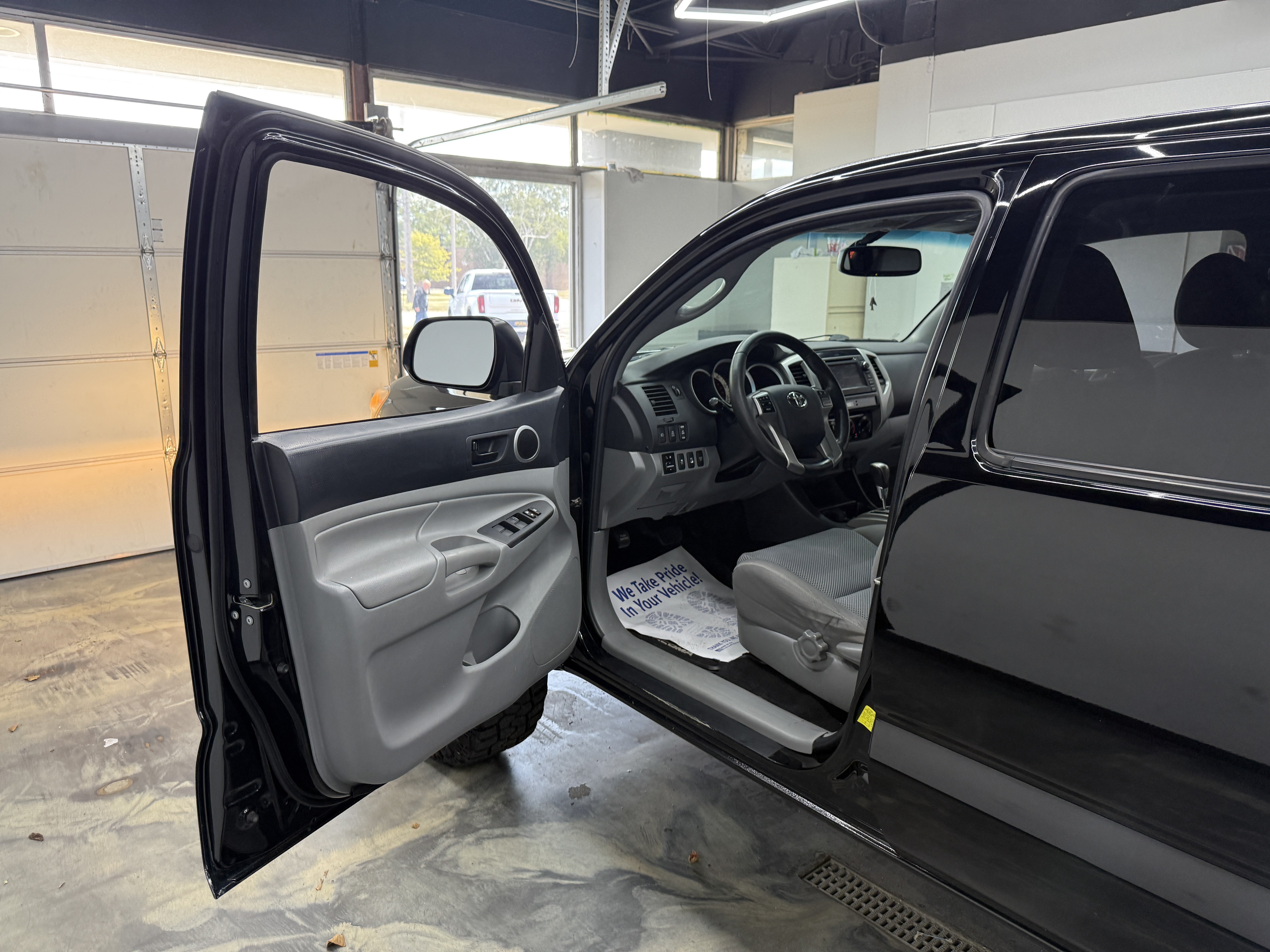 Used 2013 Toyota Tacoma 4x4 Double Cab w/ TRD T/X Baja Series image 8