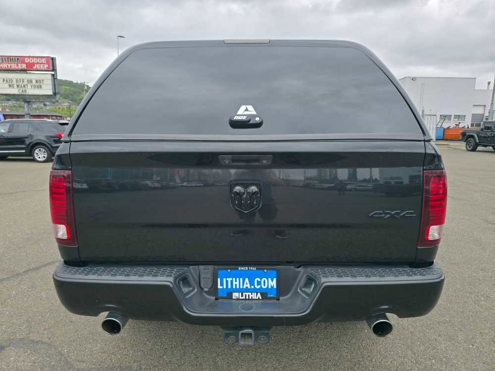 Used 2015 RAM 1500 Sport w/ Black Ram 1500 Sport Group AWD/4WD image 4