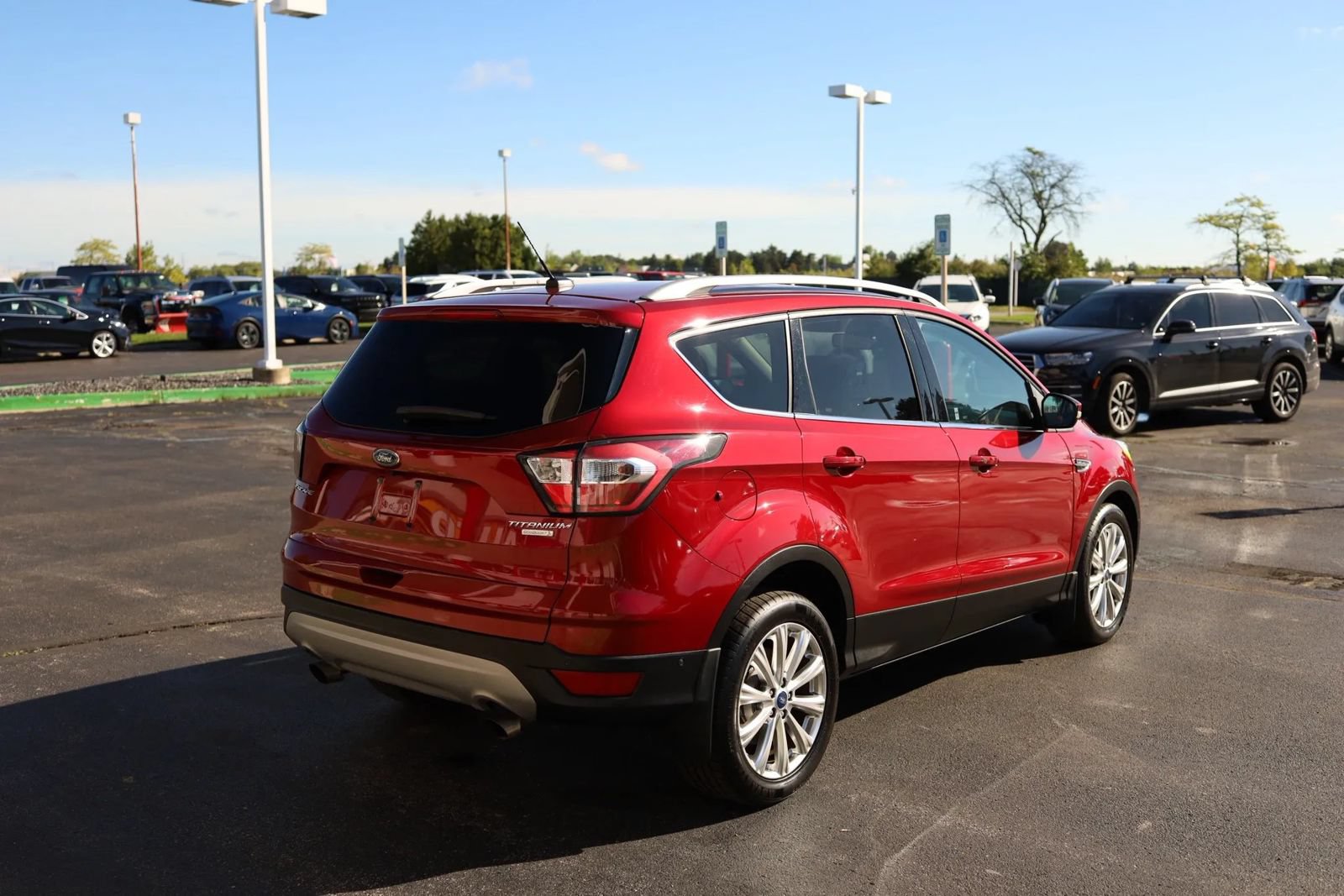 Used 2017 Ford Escape Titanium w/ Equipment Group 301A FWD image 5
